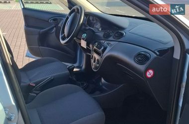 Хэтчбек Ford Focus 2004 в Тернополе