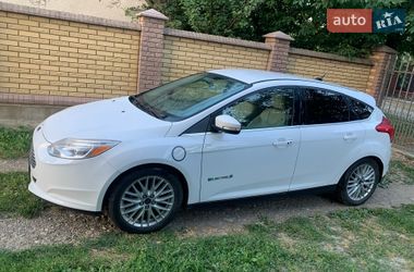 Хетчбек Ford Focus 2013 в Чернівцях
