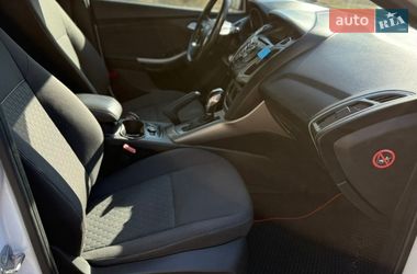 Хетчбек Ford Focus 2014 в Житомирі