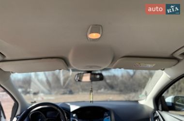 Хетчбек Ford Focus 2014 в Житомирі