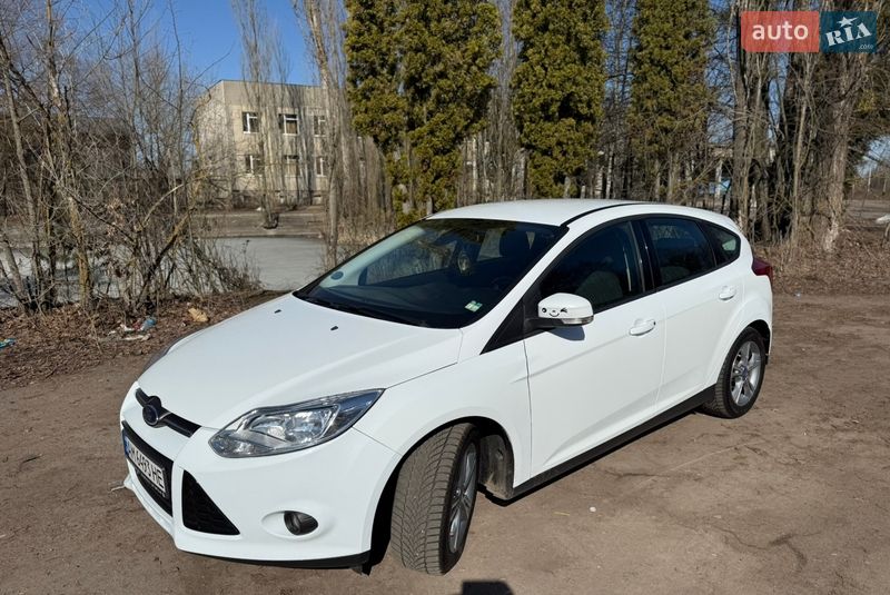 Хетчбек Ford Focus 2014 в Житомирі
