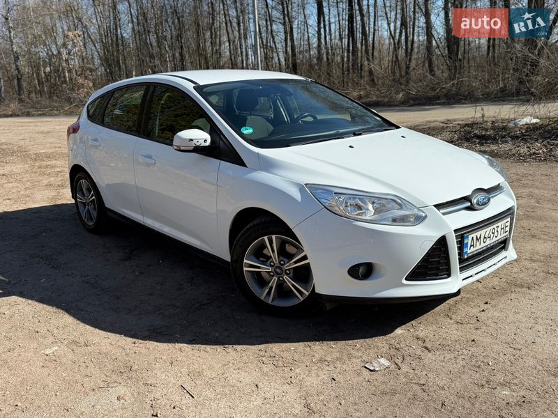 Хетчбек Ford Focus 2014 в Житомирі