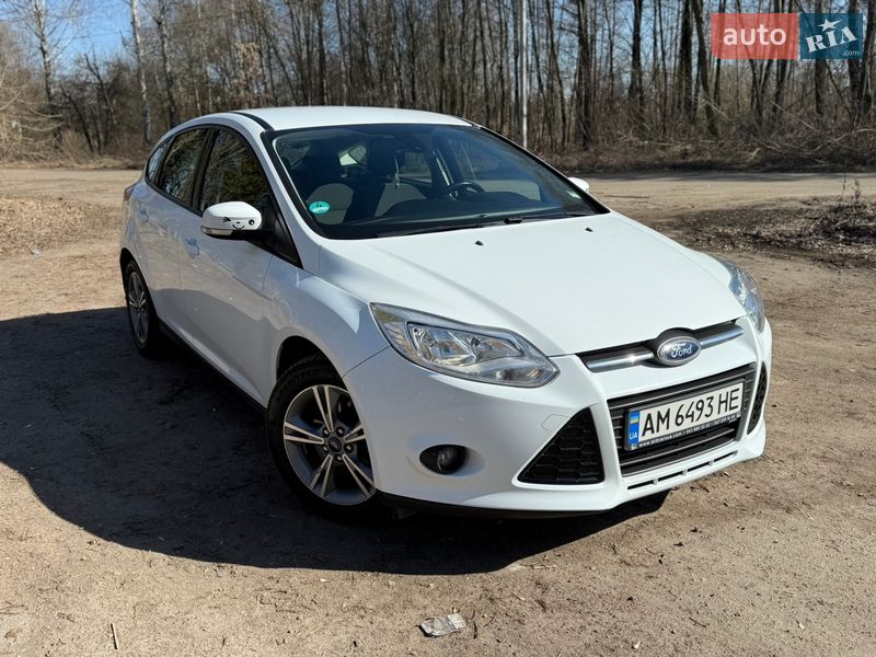 Хетчбек Ford Focus 2014 в Житомирі