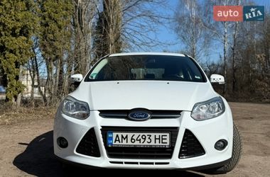 Хетчбек Ford Focus 2014 в Житомирі