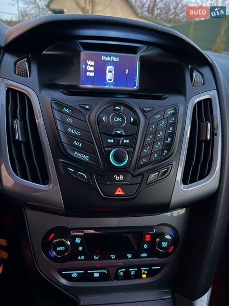 Універсал Ford Focus 2013 в Звягелі
