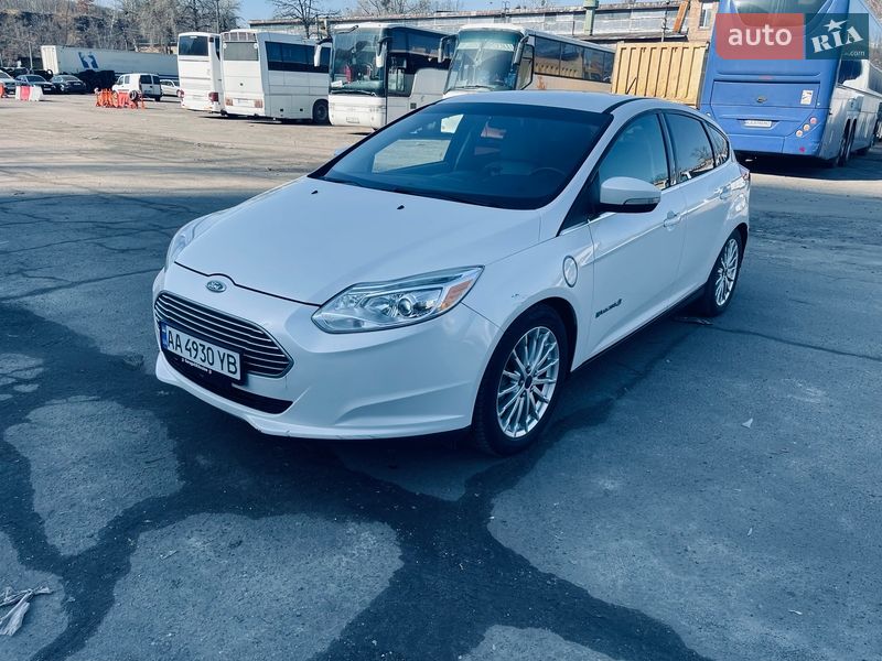 Хетчбек Ford Focus 2014 в Києві фото 3 Хетчбек Ford Focus 2014 в Києві