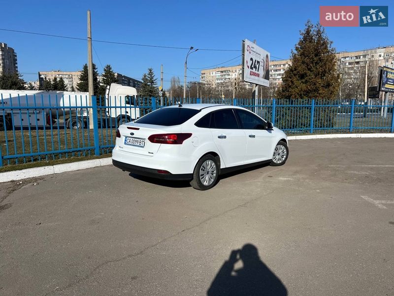 Седан Ford Focus 2017 в Черкасах