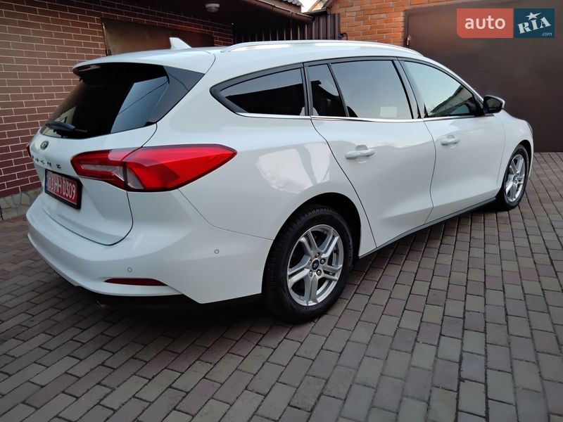 Универсал Ford Focus 2019 в Киеве