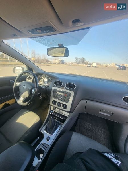 Хэтчбек Ford Focus 2011 в Киеве