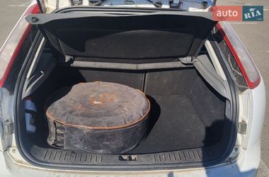 Хэтчбек Ford Focus 2011 в Киеве