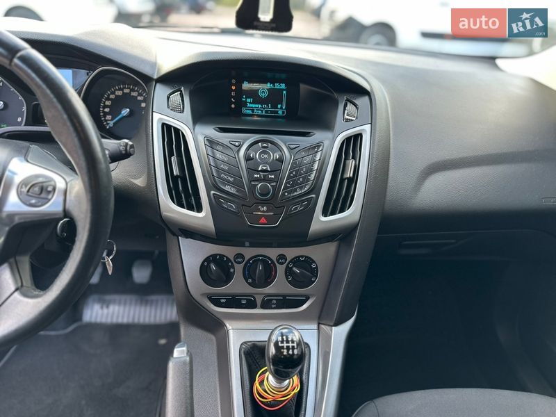 Универсал Ford Focus 2014 в Ровно фото 20 Универсал Ford Focus 2014 в Ровно