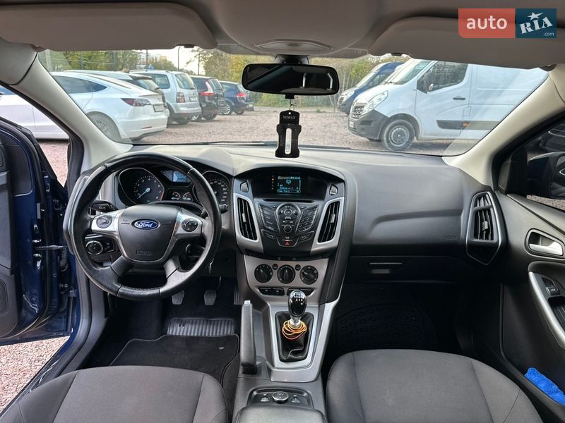 Универсал Ford Focus 2014 в Ровно фото 28 Универсал Ford Focus 2014 в Ровно