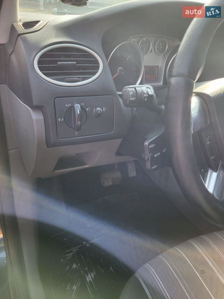 Хэтчбек Ford Focus 2009 в Николаеве
