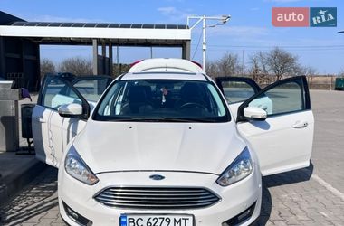 Седан Ford Focus 2015 в Львові