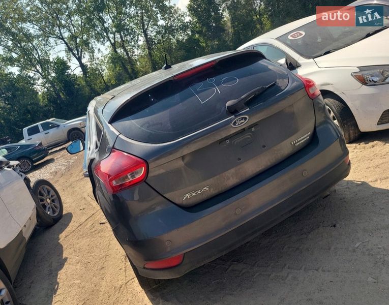 Хэтчбек Ford Focus 2016 в Стрые