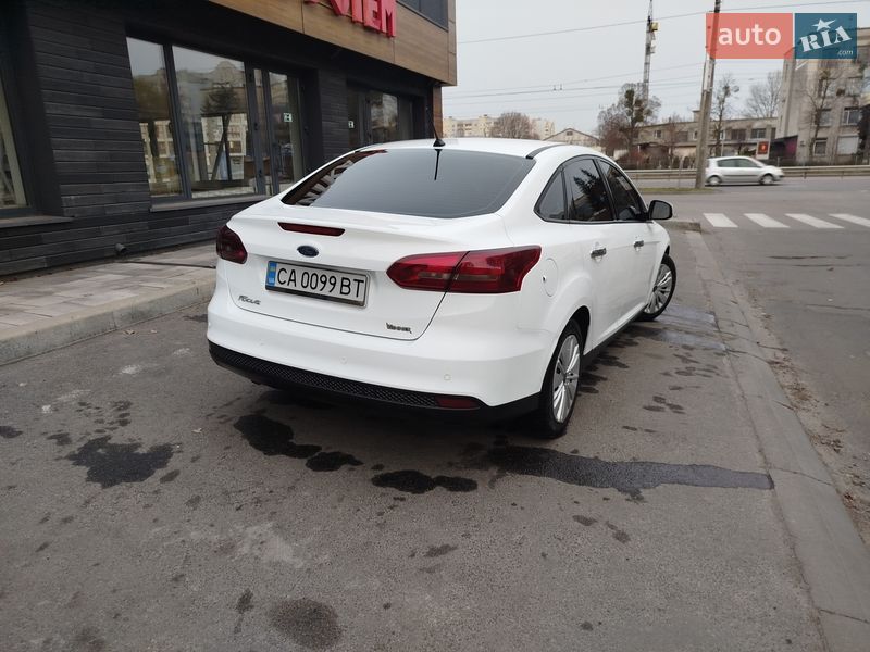 Седан Ford Focus 2017 в Черкасах