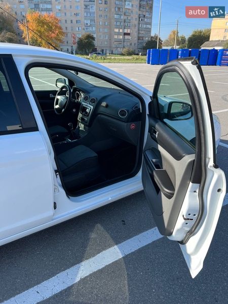 Універсал Ford Focus 2010 в Кам'янець-Подільському