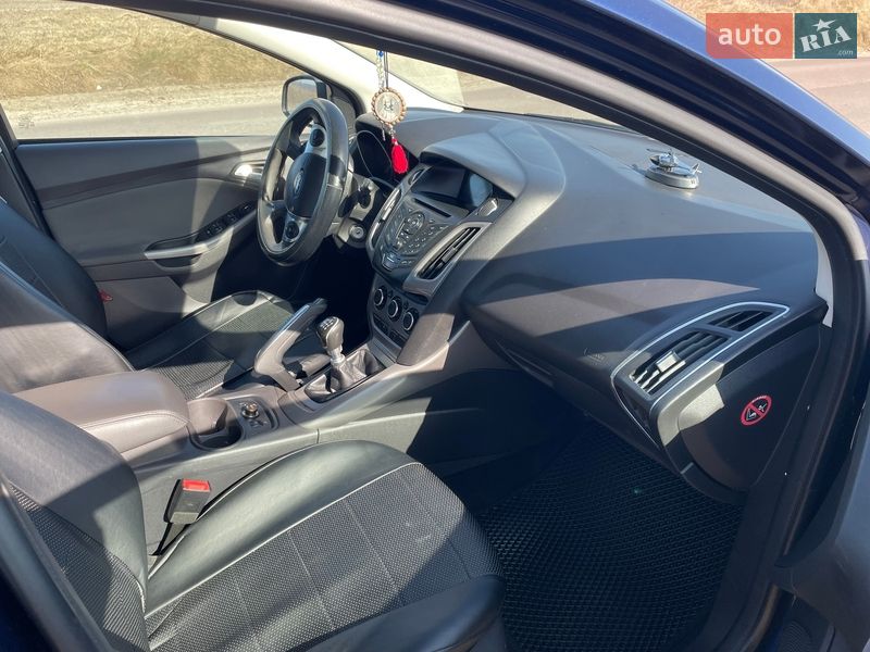 Універсал Ford Focus 2012 в Львові фото 37 Універсал Ford Focus 2012 в Львові