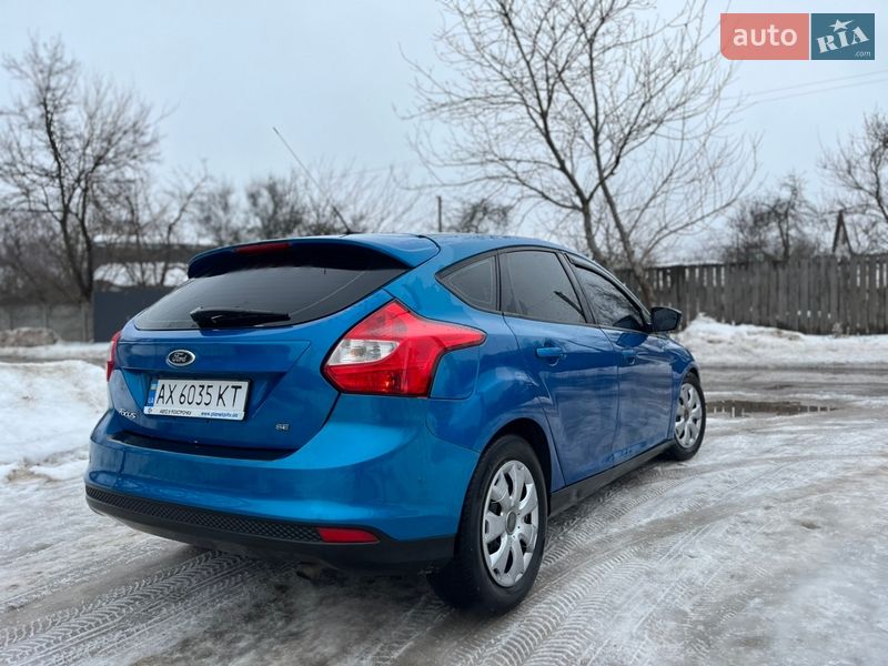 Хэтчбек Ford Focus 2011 в Чернигове