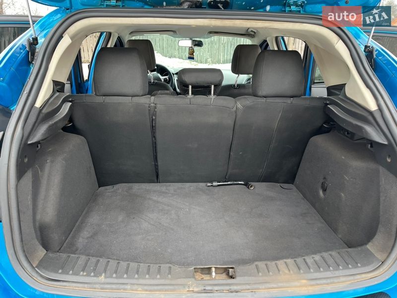 Хэтчбек Ford Focus 2011 в Чернигове
