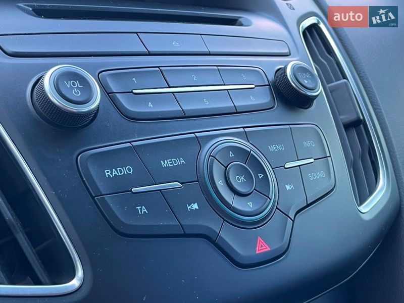 Хэтчбек Ford Focus 2017 в Киеве