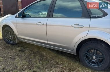 Седан Ford Focus 2008 в Лебедині