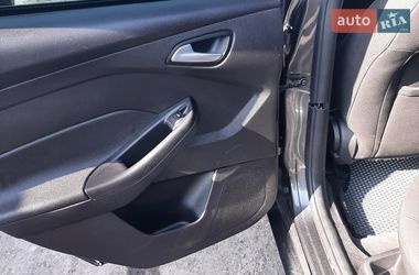 Седан Ford Focus 2015 в Конотопе