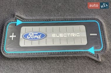 Хетчбек Ford Focus 2015 в Івано-Франківську
