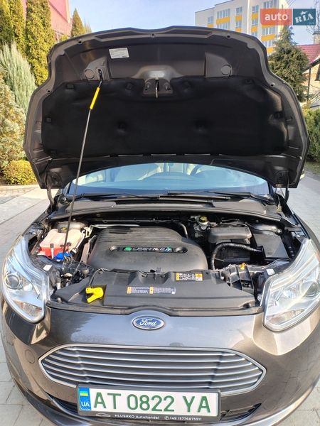 Хетчбек Ford Focus 2015 в Івано-Франківську