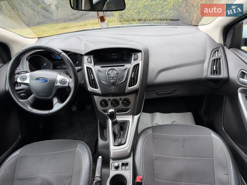 Хетчбек Ford Focus 2013 в Дніпрі