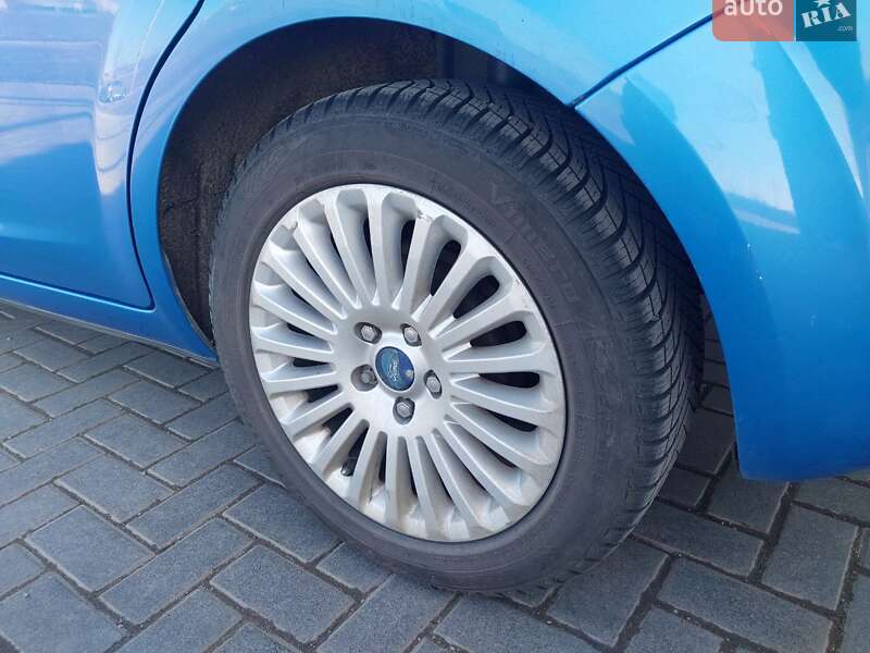 Хетчбек Ford Focus 2009 в Кропивницькому