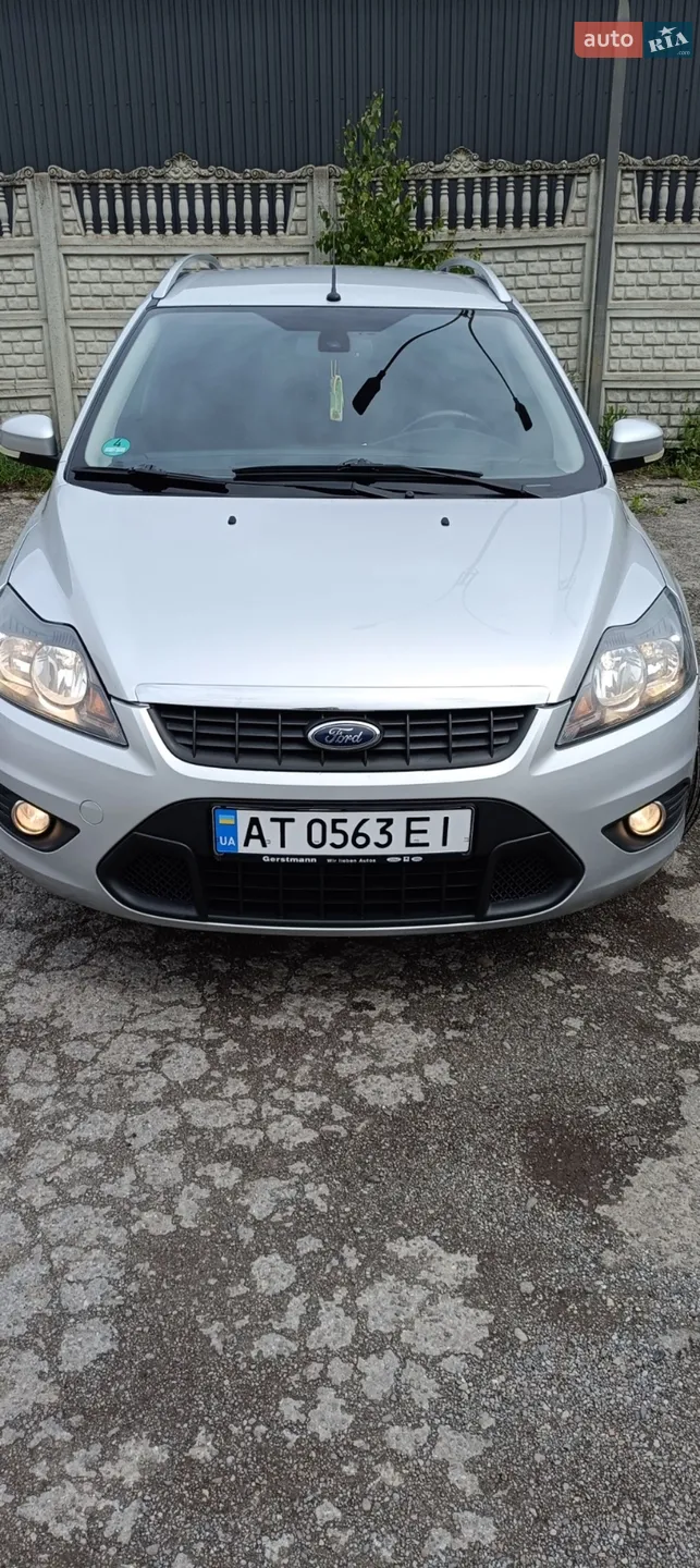 2010 Ford Focus - фото 1