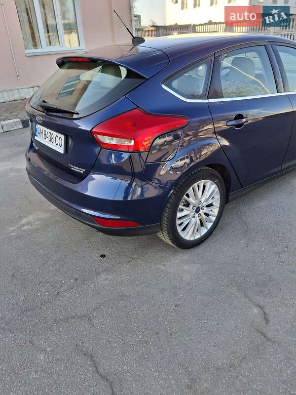 Хэтчбек Ford Focus 2015 в Коростене