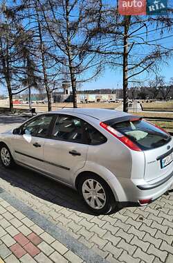 Хетчбек Ford Focus 2005 в Звягелі