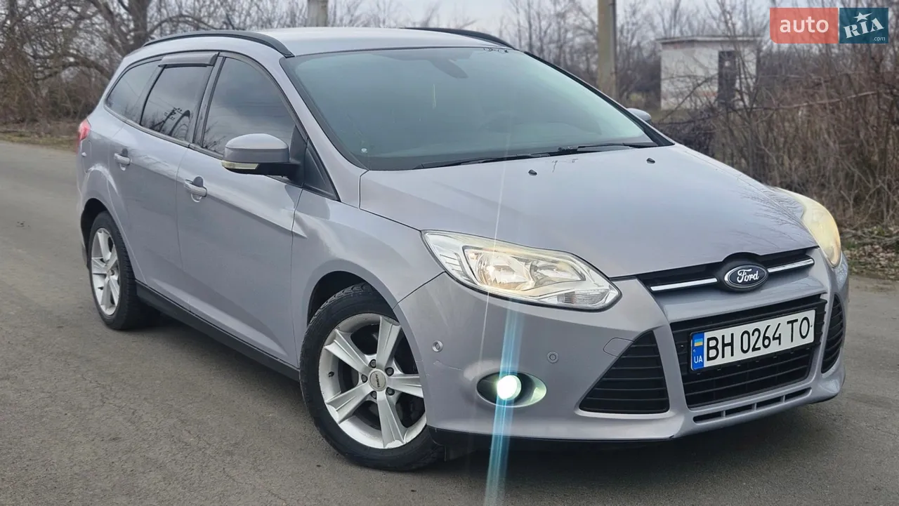 2010 Ford Focus - мініатюра 11