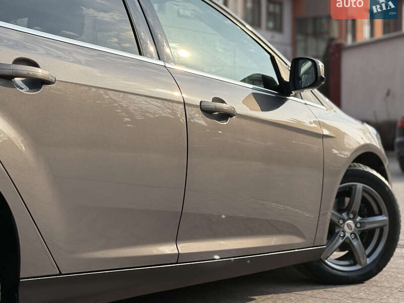 Хетчбек Ford Focus 2014 в Стрию