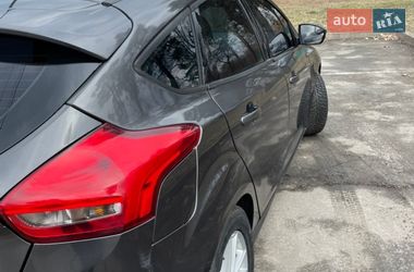 Хэтчбек Ford Focus 2015 в Киеве