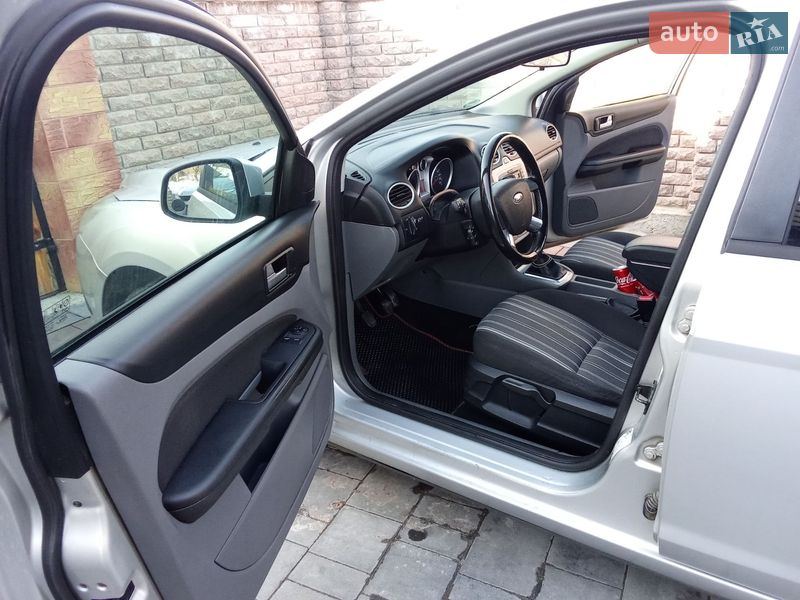 Універсал Ford Focus 2010 в Рівному