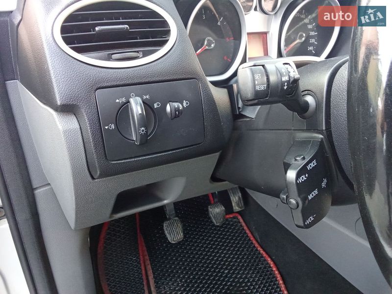 Універсал Ford Focus 2010 в Рівному