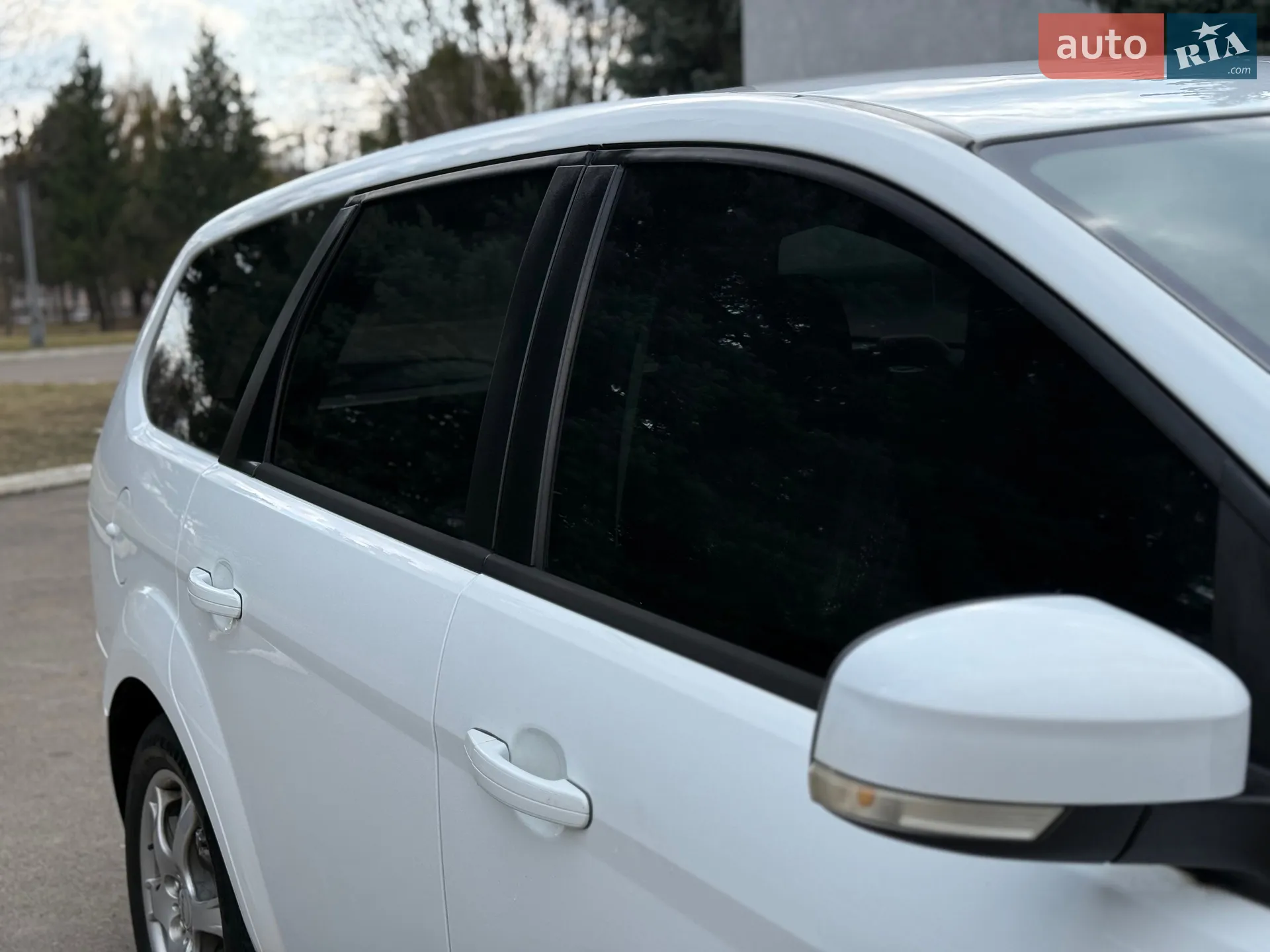 2010 Ford Focus - мініатюра 17