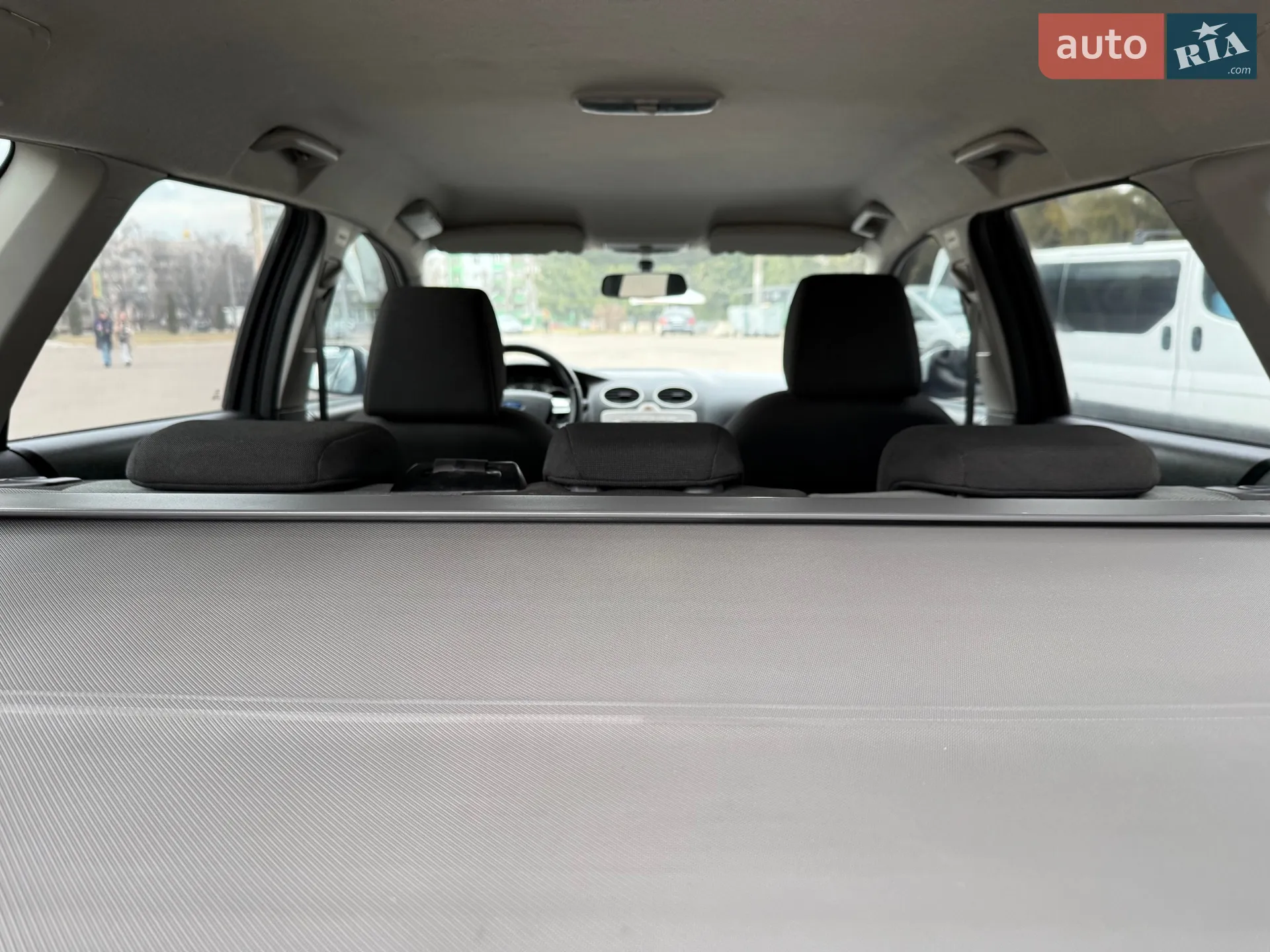 2010 Ford Focus - мініатюра 28