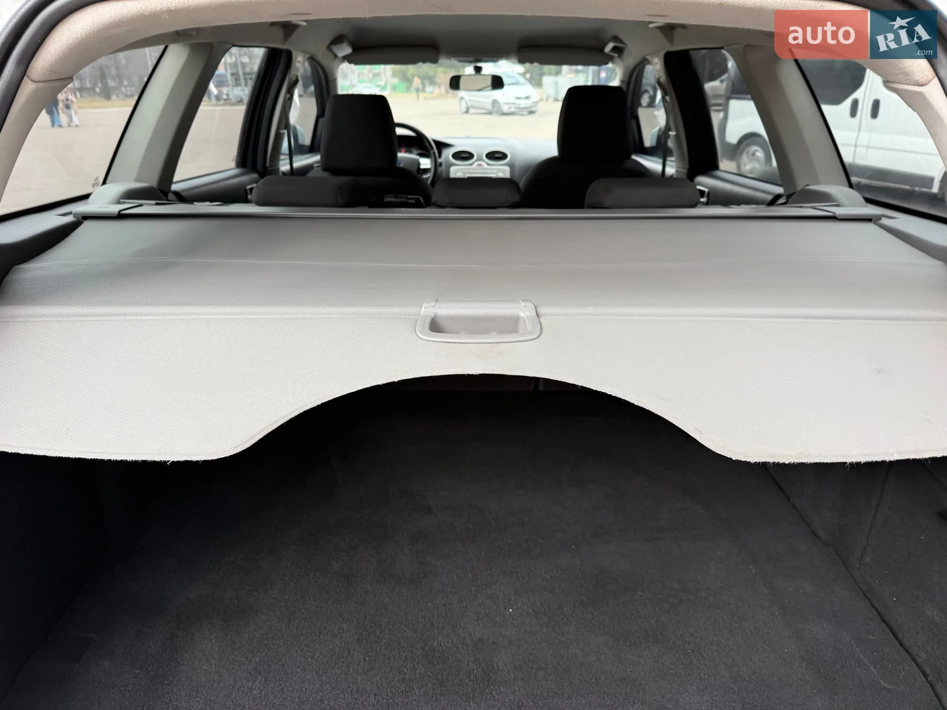 2010 Ford Focus - мініатюра 27