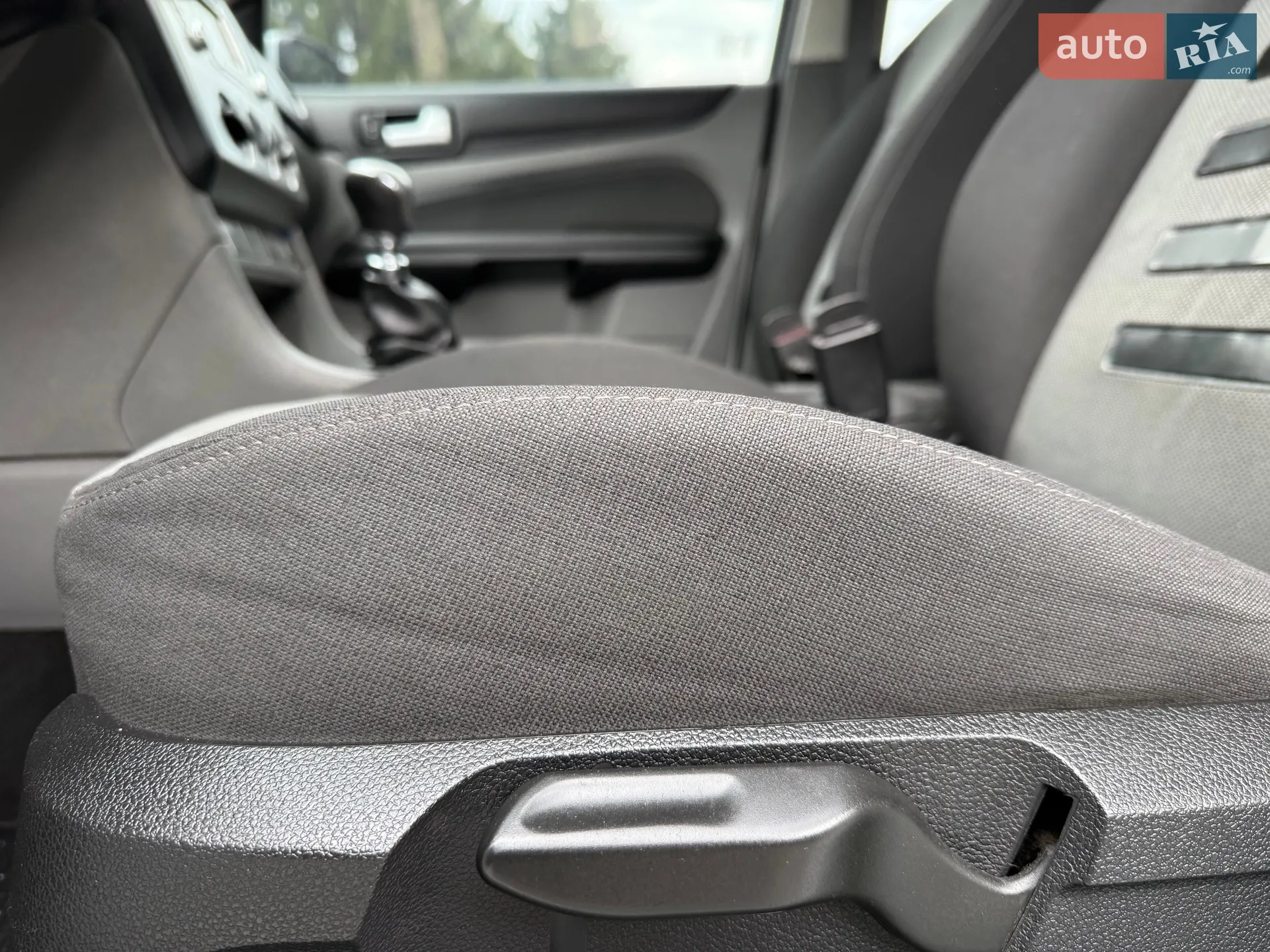 2010 Ford Focus - мініатюра 41
