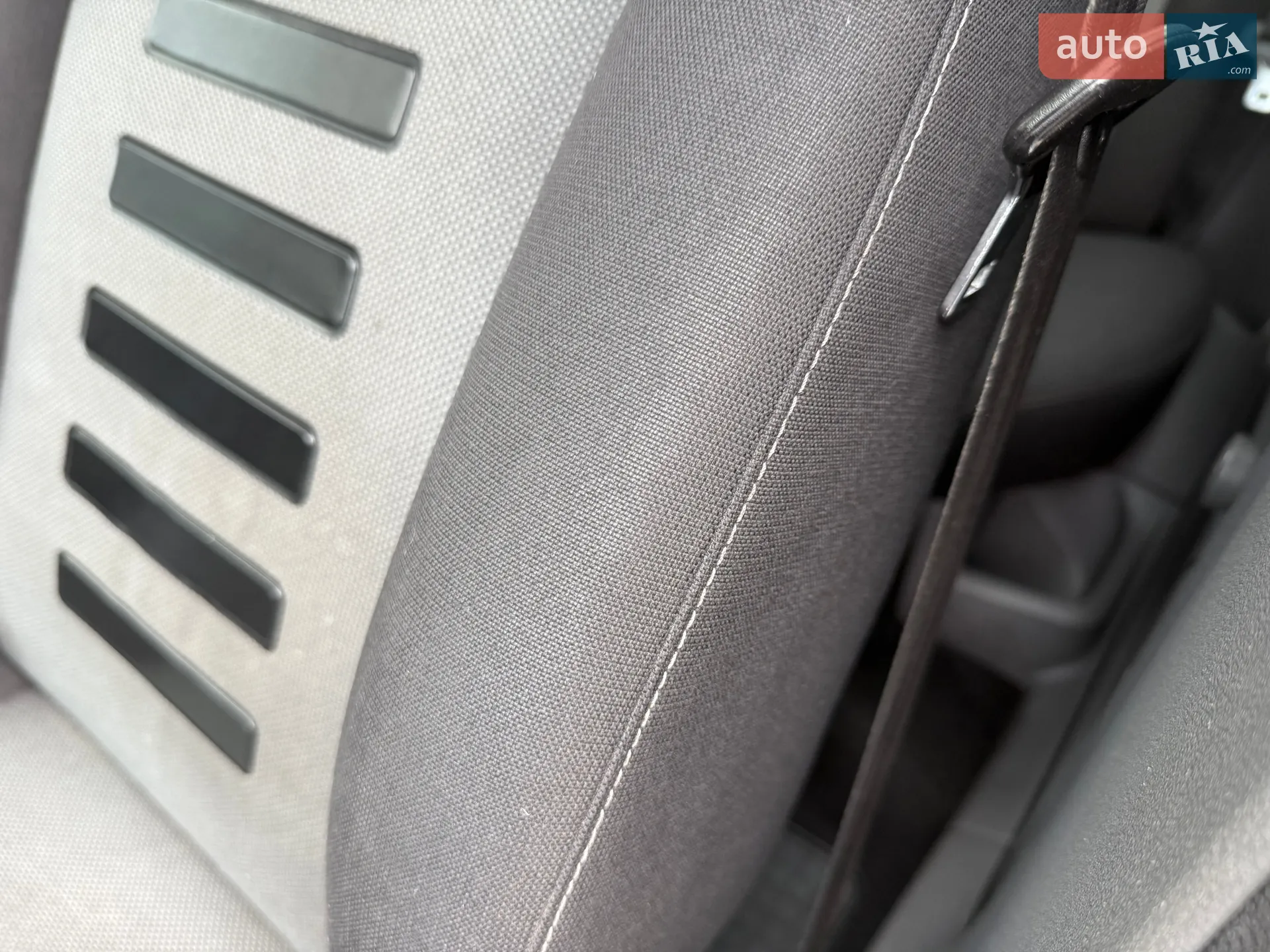 2010 Ford Focus - мініатюра 44