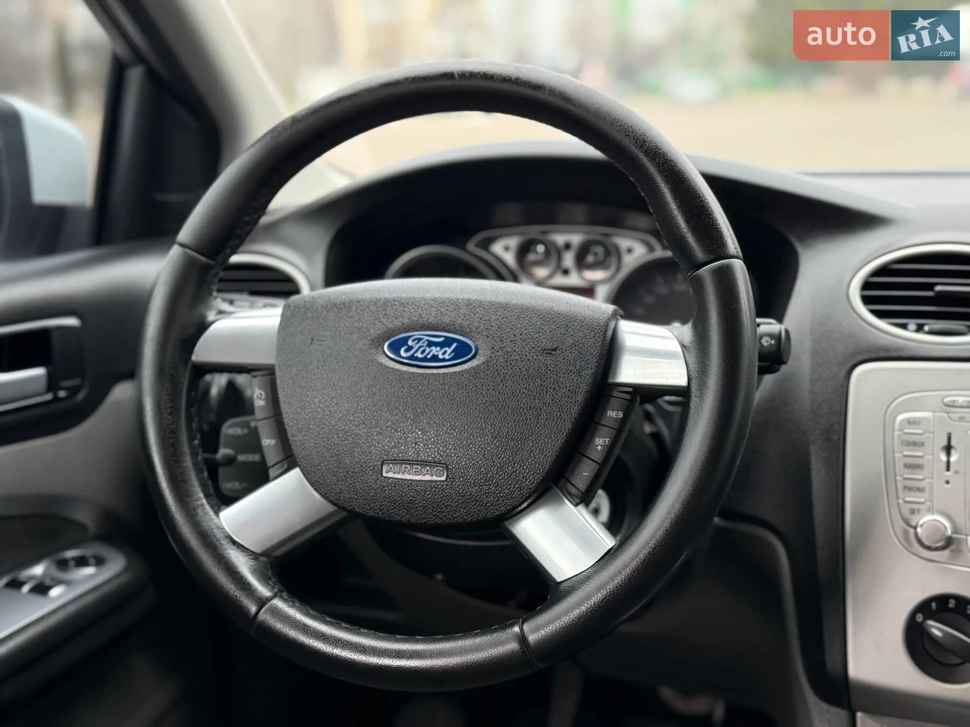 2010 Ford Focus - мініатюра 50