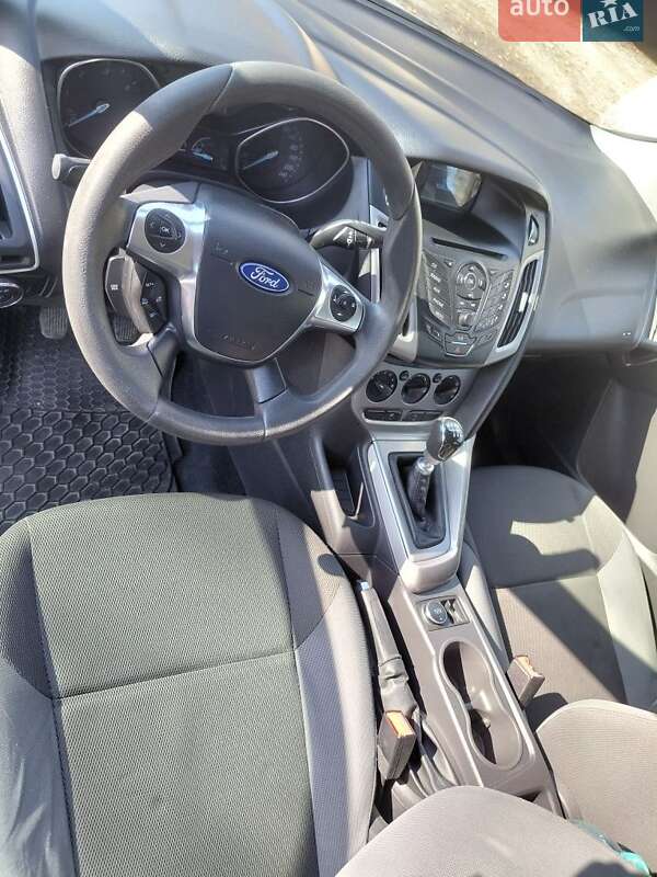 Універсал Ford Focus 2012 в Рівному фото 15 Універсал Ford Focus 2012 в Рівному