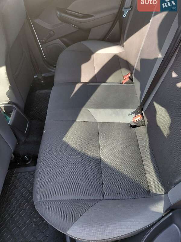 Універсал Ford Focus 2012 в Рівному фото 16 Універсал Ford Focus 2012 в Рівному