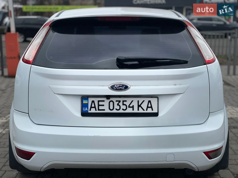 Хэтчбек Ford Focus 2011 в Днепре