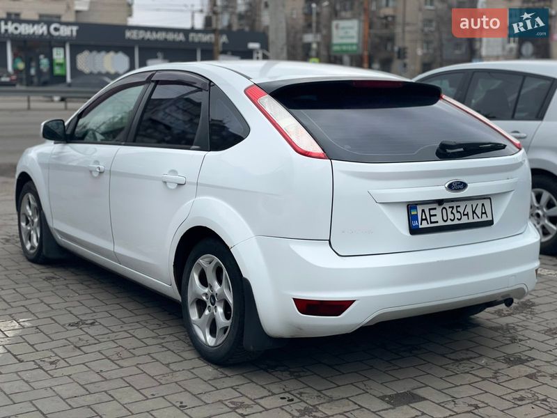 Хэтчбек Ford Focus 2011 в Днепре