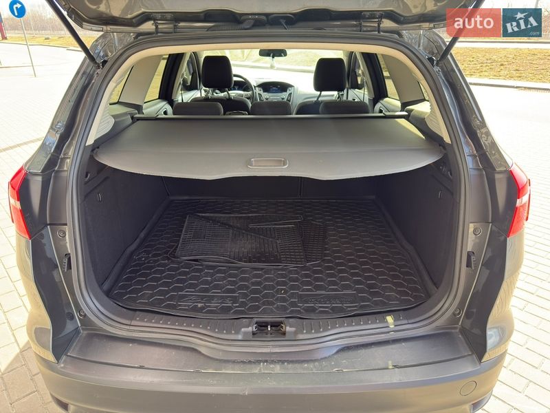 Универсал Ford Focus 2017 в Киеве фото 15 Универсал Ford Focus 2017 в Киеве